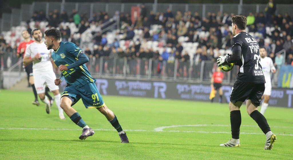 ديربي العرب بين أبناء الرينة واتحاد أبناء سخنين (راديو الناس) ديربي العرب بين أبناء الرينة واتحاد أبناء سخنين