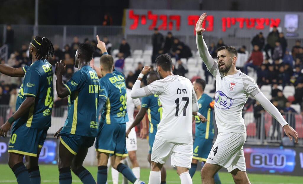 ديربي العرب بين أبناء الرينة واتحاد أبناء سخنين (راديو الناس) ديربي العرب بين أبناء الرينة واتحاد أبناء سخنين