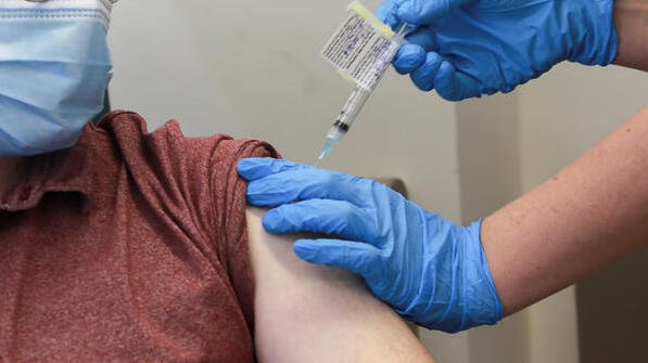 هل يكون لقاح الكورونا سببًا للوفاة حقًا؟ 