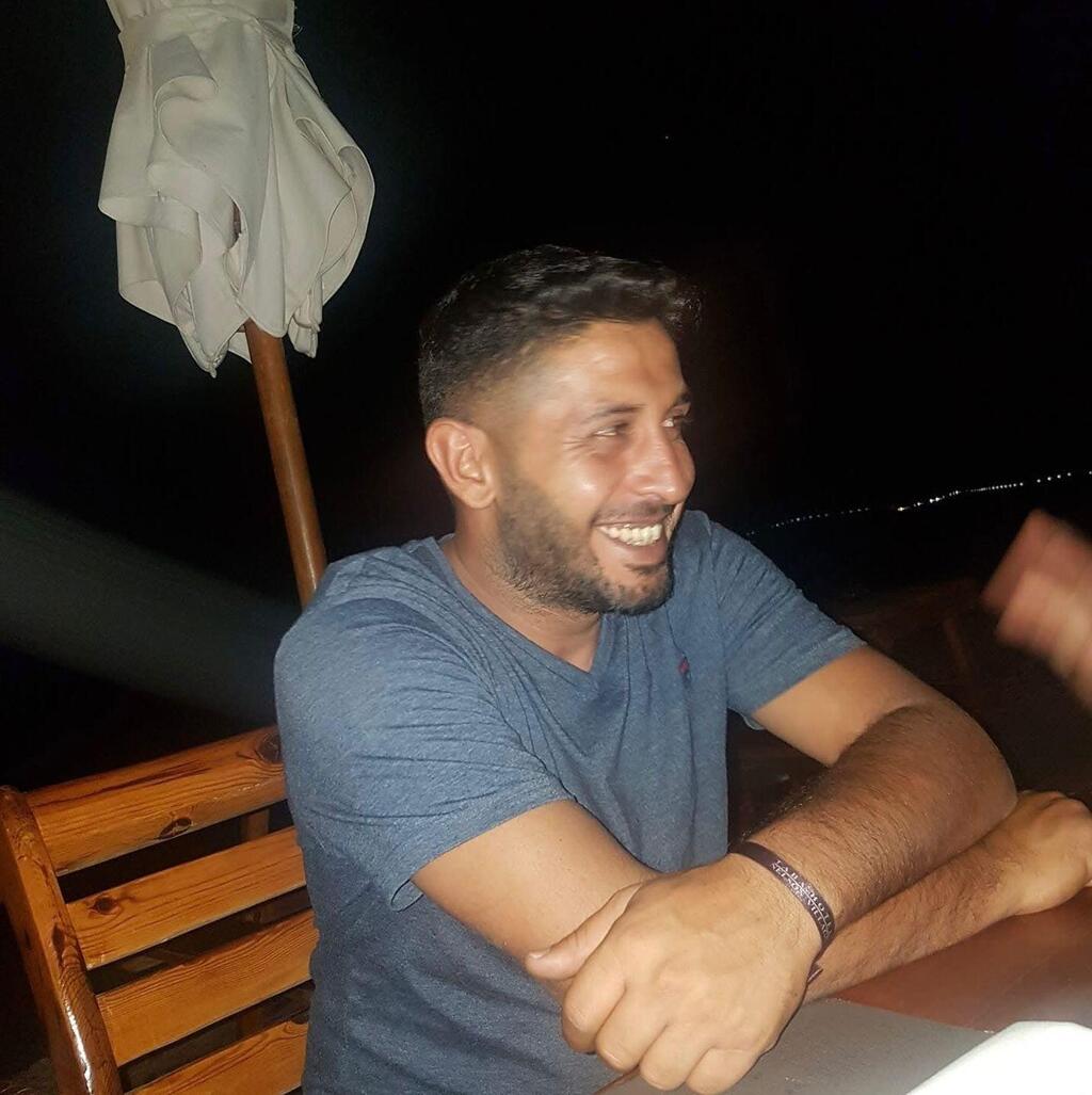 المرحوم زيد ذيب أحمد شلبي (وفق البند 27 أ من قانون الحقوق الأدبية (2007)) المرحوم زيد ذيب أحمد شلبي