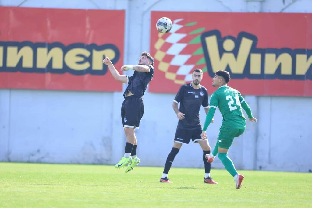 بلدي نيشر يُفجّر المفاجأة ويُسقط المتصدر إخاء الناصرة في قلب عيلوط (راديو الناس) بلدي نيشر يُفجّر المفاجأة ويُسقط المتصدر إخاء الناصرة في قلب عيلوط