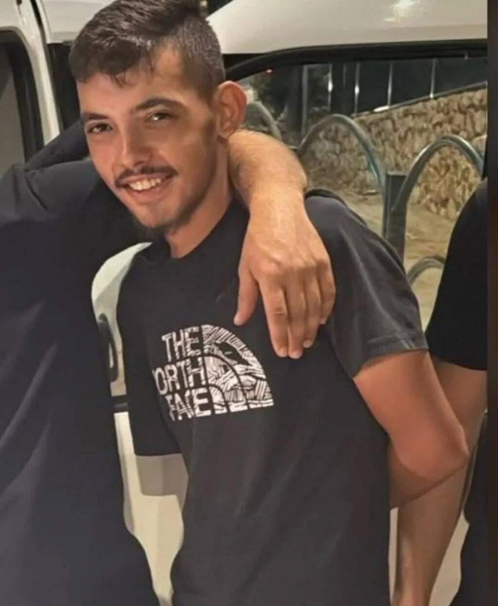 مقتل الشاب رياض محمد سالم (19 عامًا) رميًا بالرصاص في دير حنّا