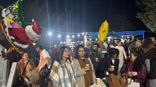 أهالي قرية برعم المهجّرة يحيون سوق الميلاد