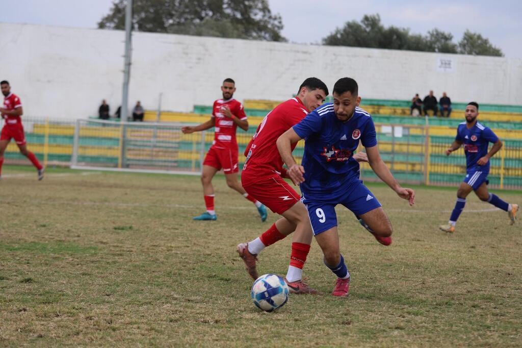 تعادل مثير بين عين السهلة وجسر الزرقاء يشعل صراع الصعود (راديو الناس) تعادل مثير بين عين السهلة وجسر الزرقاء يشعل صراع الصعود