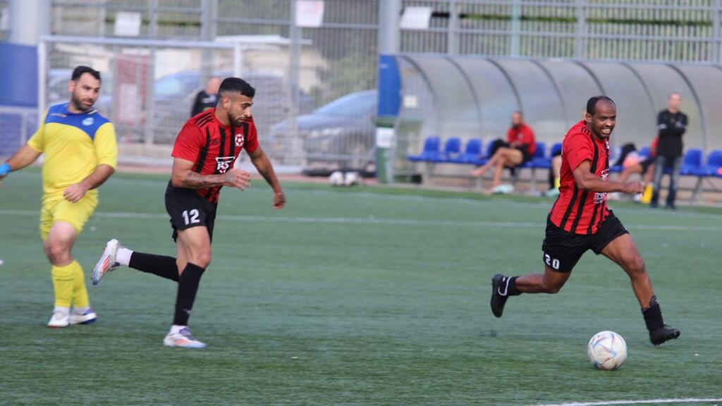 مكابي قلنسوة يكتسح كفرقاسم (راديو الناس) مكابي قلنسوة يكتسح كفرقاسم