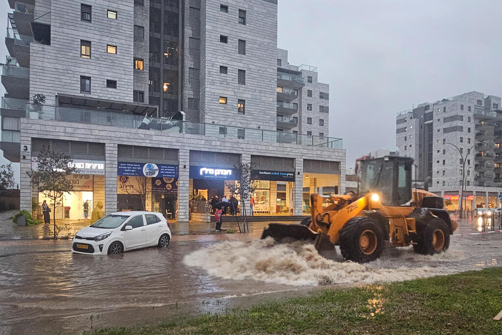 سريان المياه في الوديان والأنهر يُنهي عامًا هو الأشد جفافًا منذ 100 عام (فلاش 90) سريان المياه في الوديان والأنهر يُنهي عامًا هو الأشد جفافًا منذ 100 عام