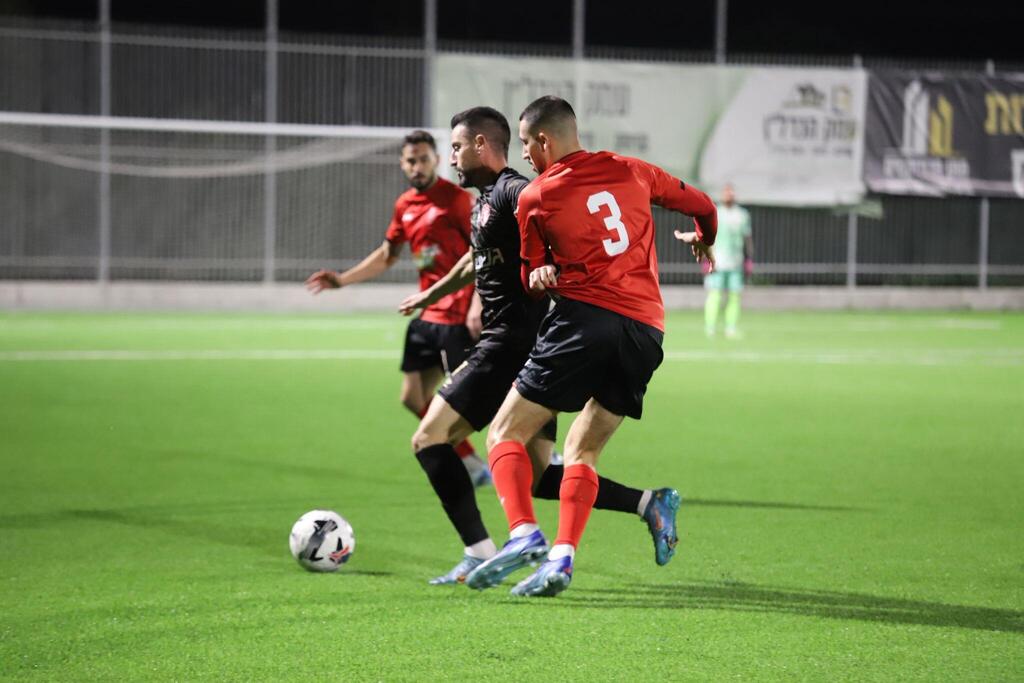 هبوعيل أم الفحم يفوز بعشرة لاعبين على مجدال هعيمك (راديو الناس) هبوعيل أم الفحم يفوز بعشرة لاعبين على مجدال هعيمك