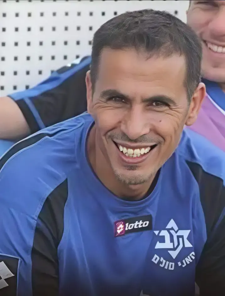 اللاعب السابق رجا زعبي (استخدام الصورة وفقا لبند 27أ) اللاعب السابق رجا زعبي