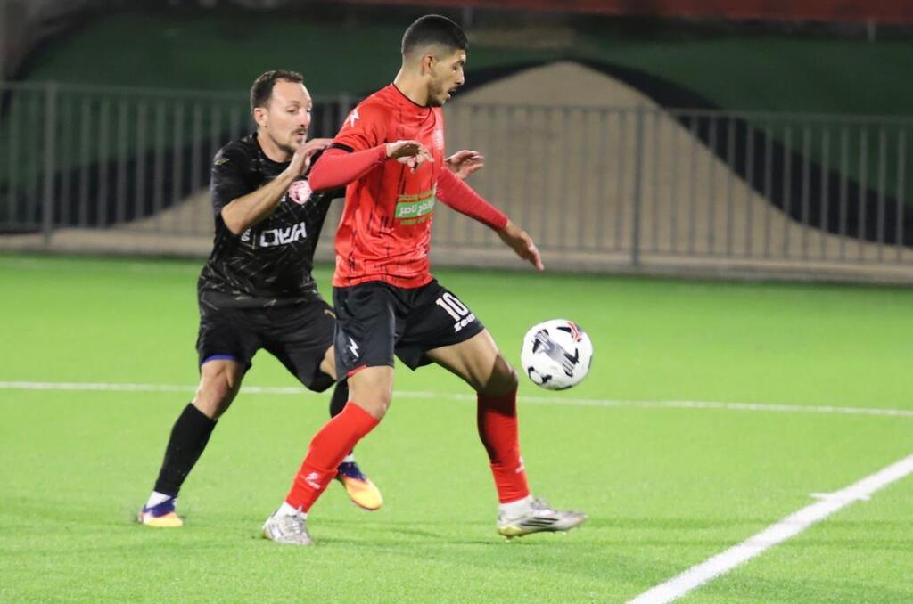 هبوعيل أم الفحم يفوز بعشرة لاعبين على مجدال هعيمك (راديو الناس) هبوعيل أم الفحم يفوز بعشرة لاعبين على مجدال هعيمك