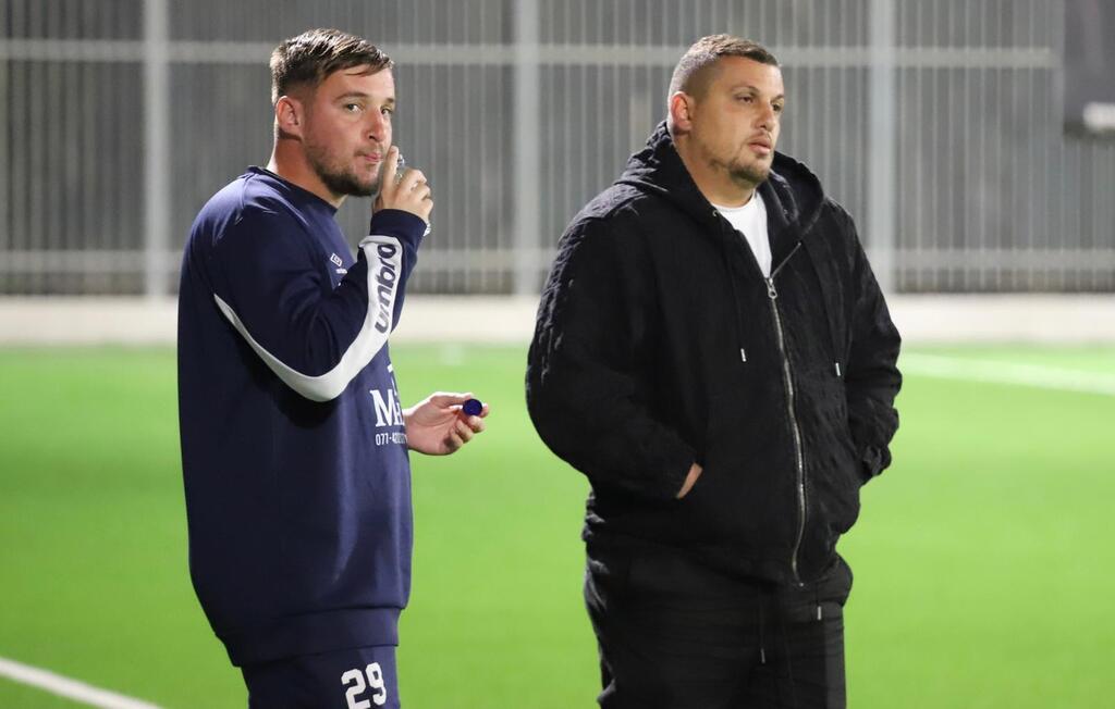 هبوعيل أم الفحم يفوز بعشرة لاعبين على مجدال هعيمك (راديو الناس) هبوعيل أم الفحم يفوز بعشرة لاعبين على مجدال هعيمك