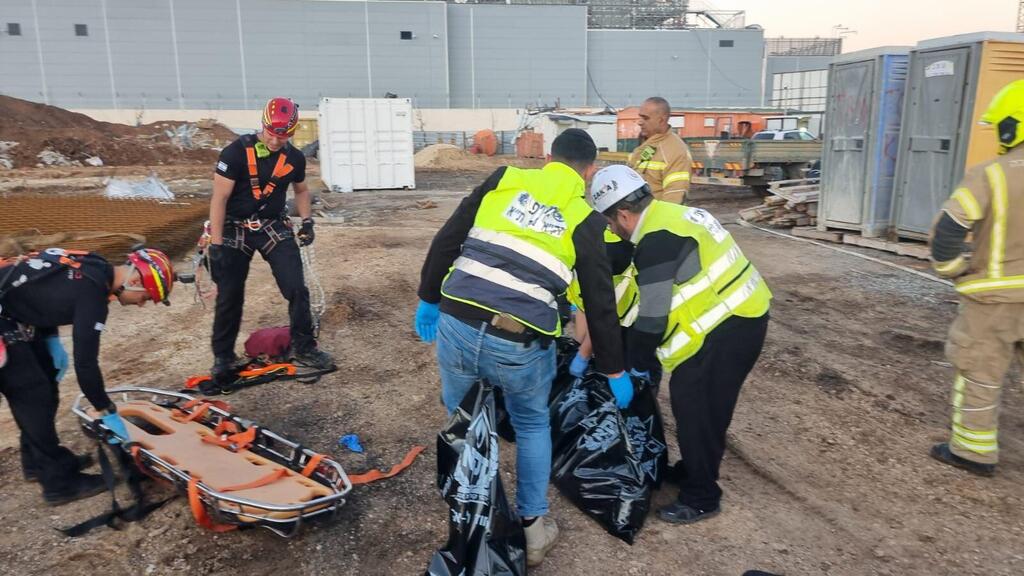 أور يهودا: مصرع عامل إثر إصابته بجسم ثقيل داخل موقع بناء (زاكا - דוברות זק״א) أور يهودا: مصرع عامل إثر إصابته بجسم ثقيل داخل موقع بناء