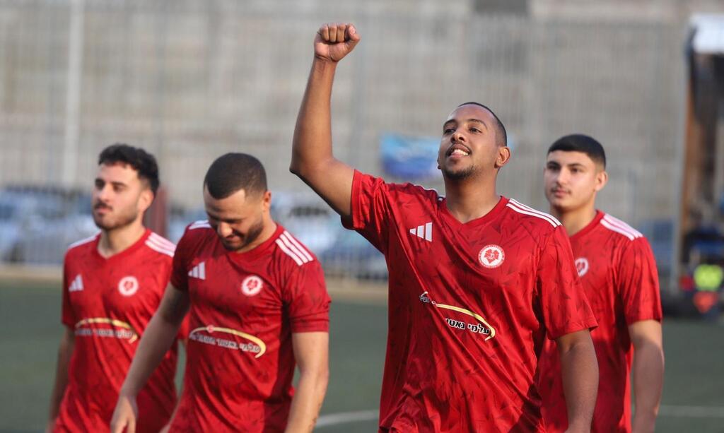 هبوعيل دالية الكرمل ينتزع الصدارة لأول مرة 