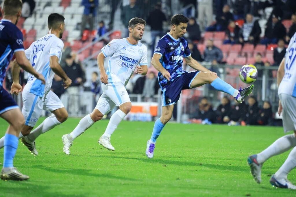 بلدي طبريا يُذلّ المتصدّر هبوعيل بئر السبع بثلاثية تاريخية (راديو الناس) بلدي طبريا يُذلّ المتصدّر هبوعيل بئر السبع بثلاثية تاريخية