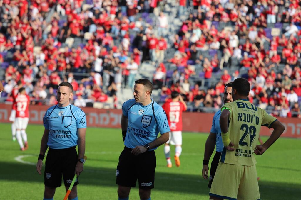 مكابي الرينة يواجه هبوعيل تل أبيب في مباراة مصيرية (راديو الناس) مكابي الرينة يواجه هبوعيل تل أبيب في مباراة مصيرية