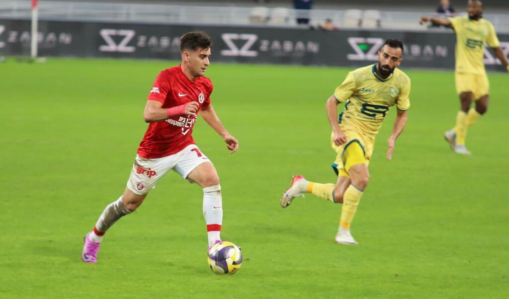 هبوعيل تل أبيب يعمّق جراح مكابي الرينة بثلاثية مثيرة (راديو الناس) هبوعيل تل أبيب يعمّق جراح مكابي الرينة بثلاثية مثيرة