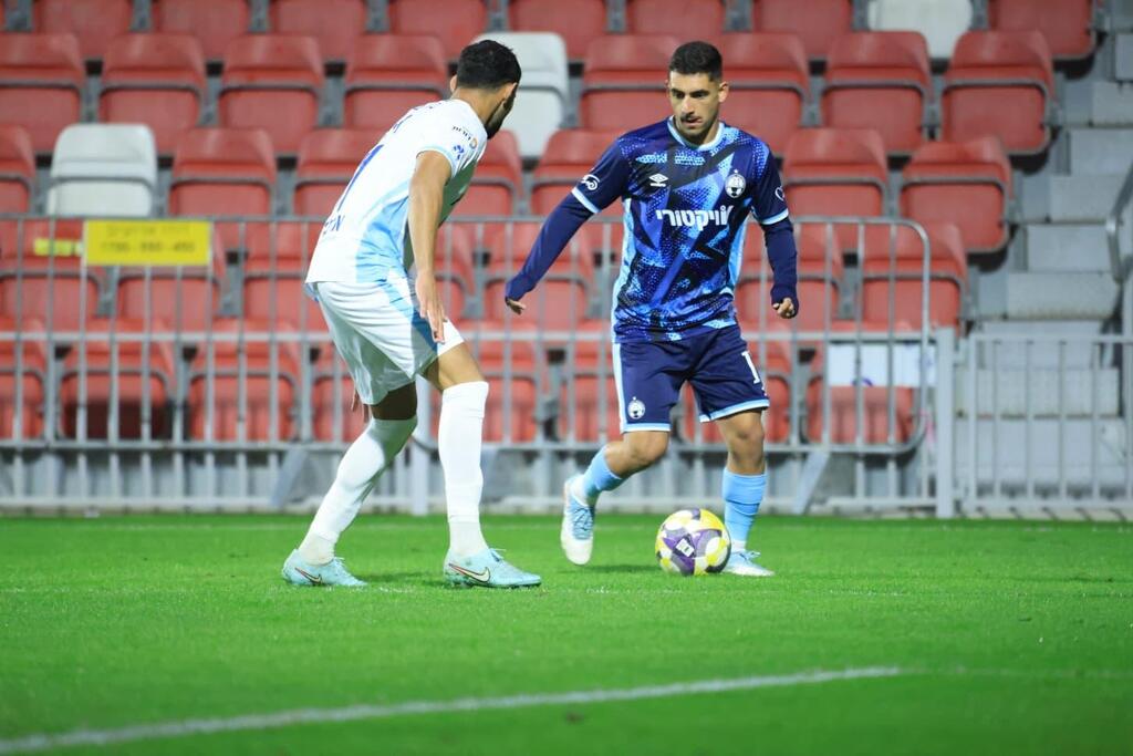 بلدي طبريا يُذلّ المتصدّر هبوعيل بئر السبع بثلاثية تاريخية (راديو الناس) بلدي طبريا يُذلّ المتصدّر هبوعيل بئر السبع بثلاثية تاريخية