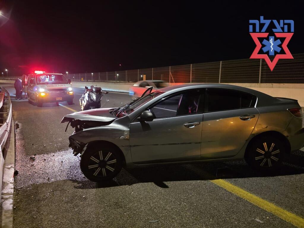 مفترق شمرياهو: إصابة شابة متوسطة في حادث طرق (نجمة داوود الحمراء \ هتسلاه) الطرق تتحول لساحات موت