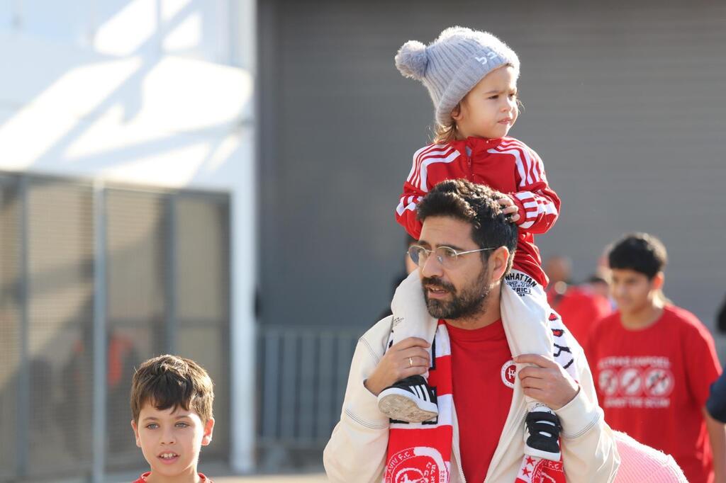 مكابي الرينة يواجه هبوعيل تل أبيب (راديو الناس) مكابي الرينة يواجه هبوعيل تل أبيب