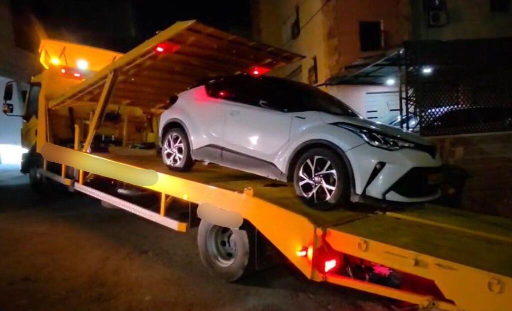 اعتقال مشتبهَين بإطلاق نار في طمرة وضبط مركبة بلوحات مزوّرة