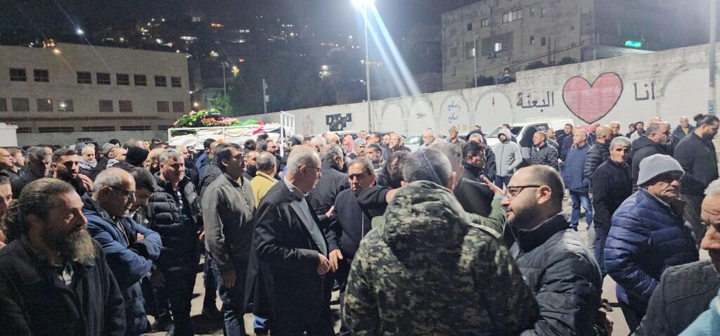 جماهير غفيرة تشيّع جثمان الراحل محمد بكري