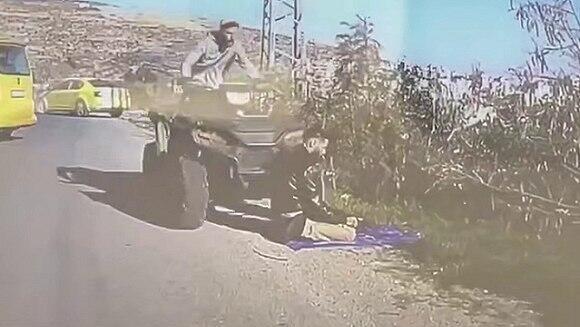 دهسه أثناء الصلاة| جندي احتياط مسلّح يدهس فلسطينيًا ويشعل موجة غضب واسعة