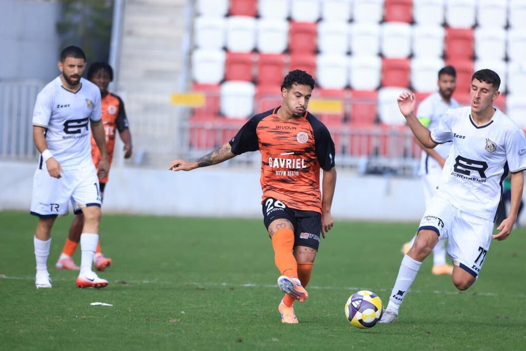 الرينة تهزم كفار شاليم 