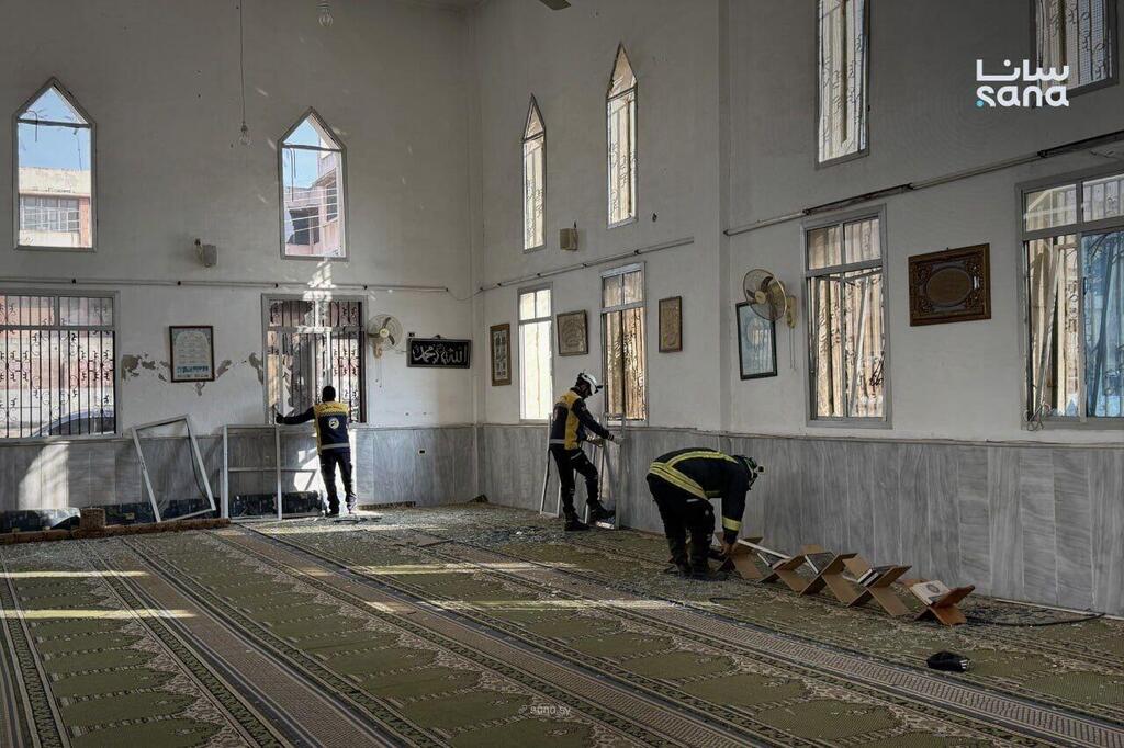 تفجير في مسجد بحمص: مقتل 8 أشخاص وإصابة 18