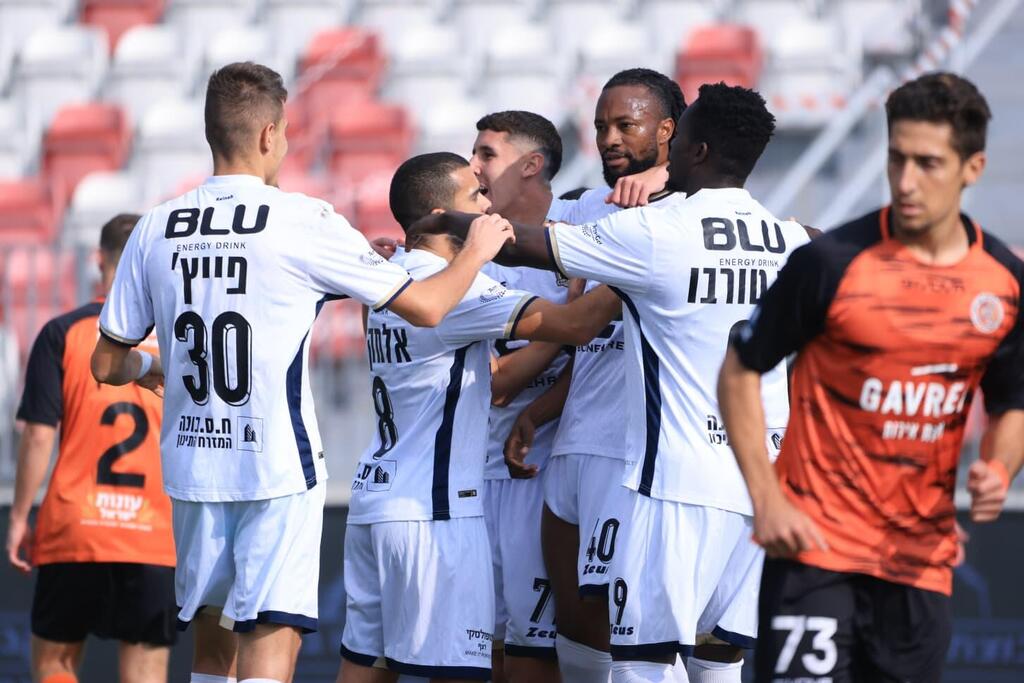 الرينة تهزم كفار شاليم 