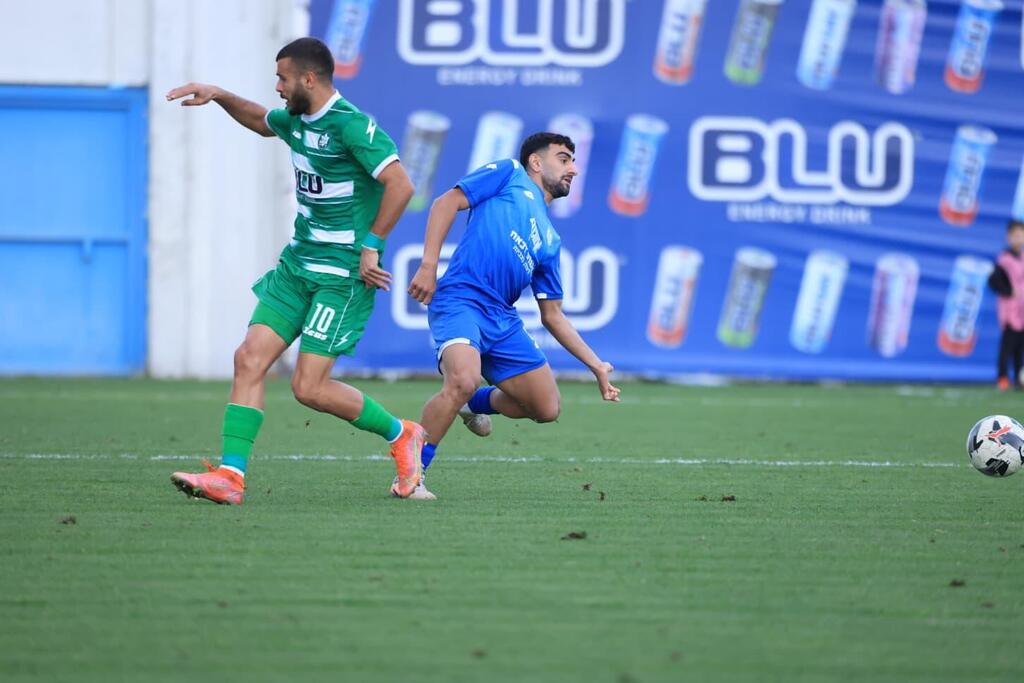 أخاء الناصرة يحلق بالصدارة بفوز مستحق على كرمئيل بثنائية نظيفة