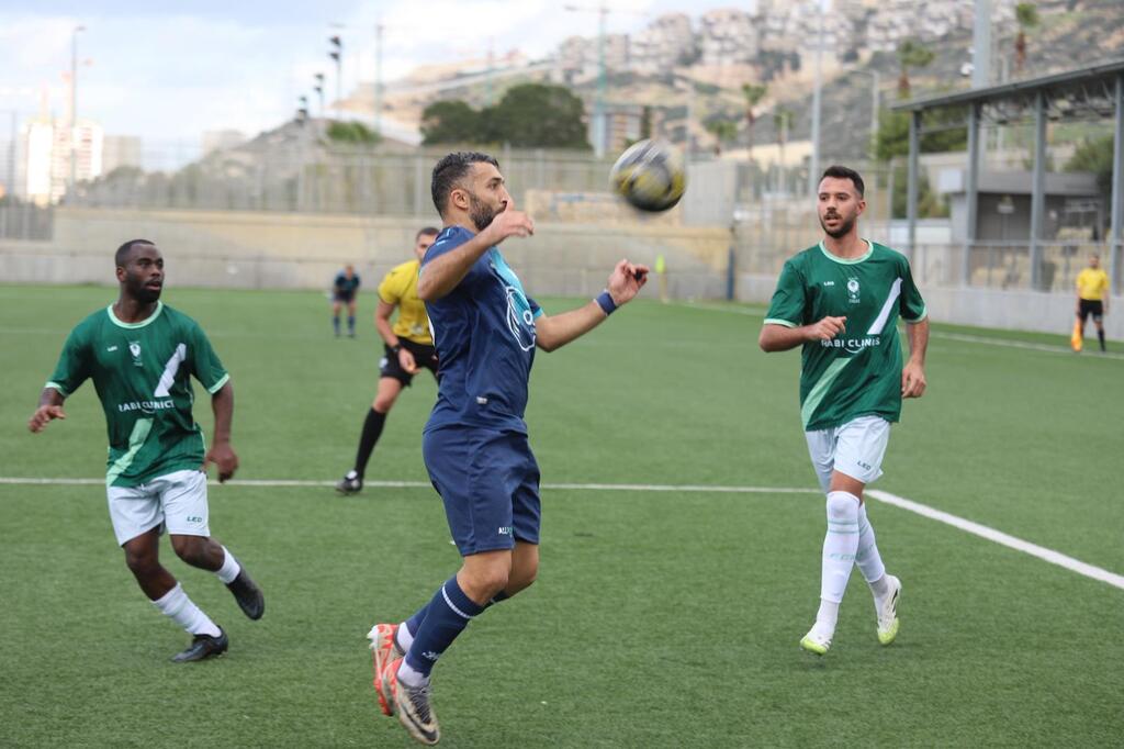 ديربي مشتعل يُحسم في اللحظات الأخيرة بتعادل مثير 1-1 بين الكبابير وشباب حيفا