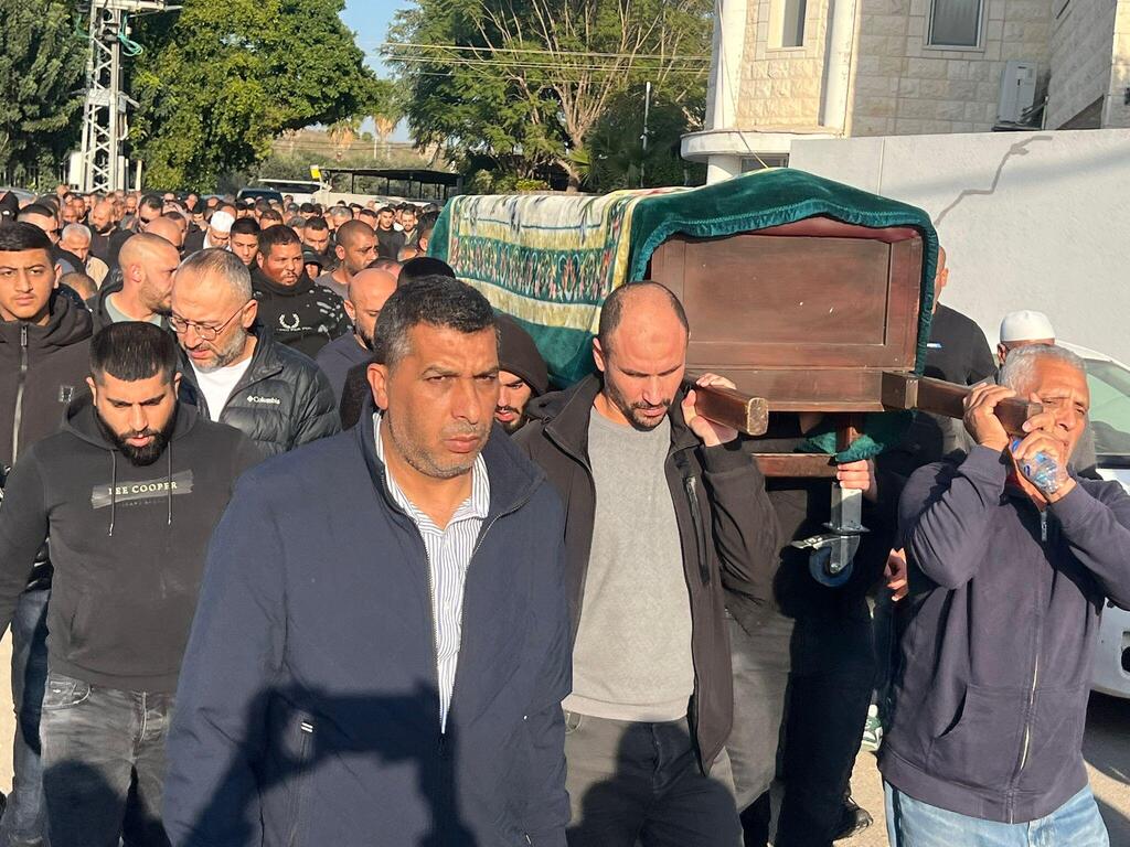 تشييع جثمان محمود غاوي (راديو الناس) تشييع جثمان محمود غاوي