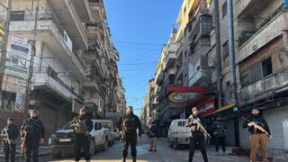 بعد معارك عنيفة: سوريا تستعيد السيطرة الكاملة على مدينة حلب وتُعيد الانتشار الأمني