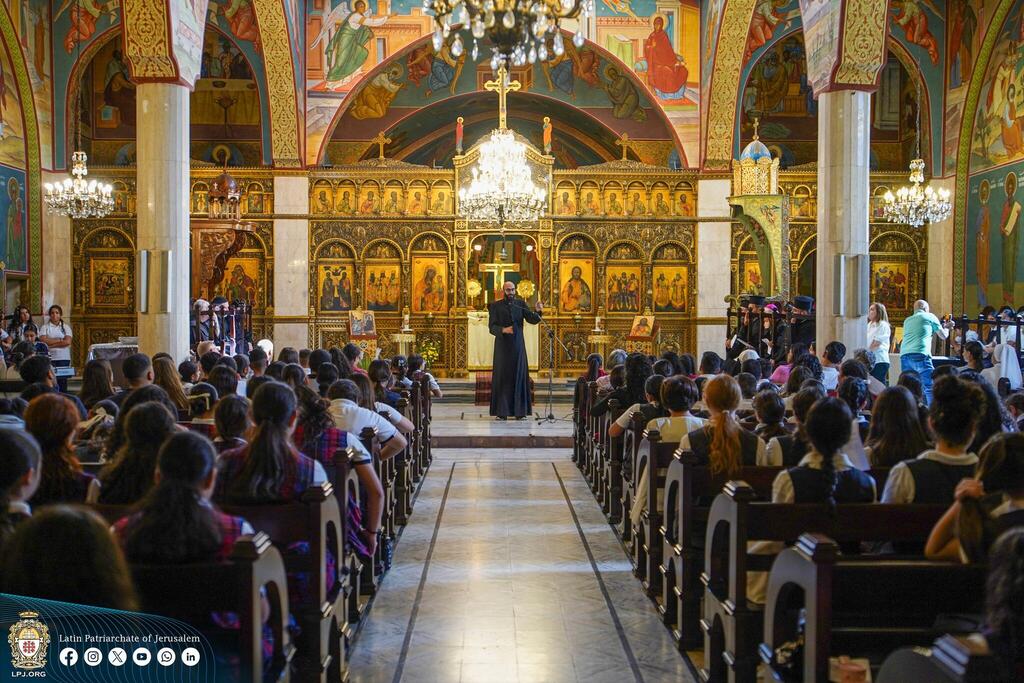 قيود تصاريح تعرقل التعليم في مدارس القدس المسيحية