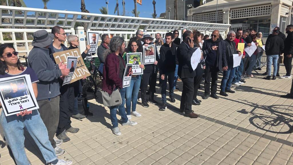 وقفات احتجاجية تعمّ الجامعات رفضا للعنف وتفشي الجريمة بالمجتمع العربي