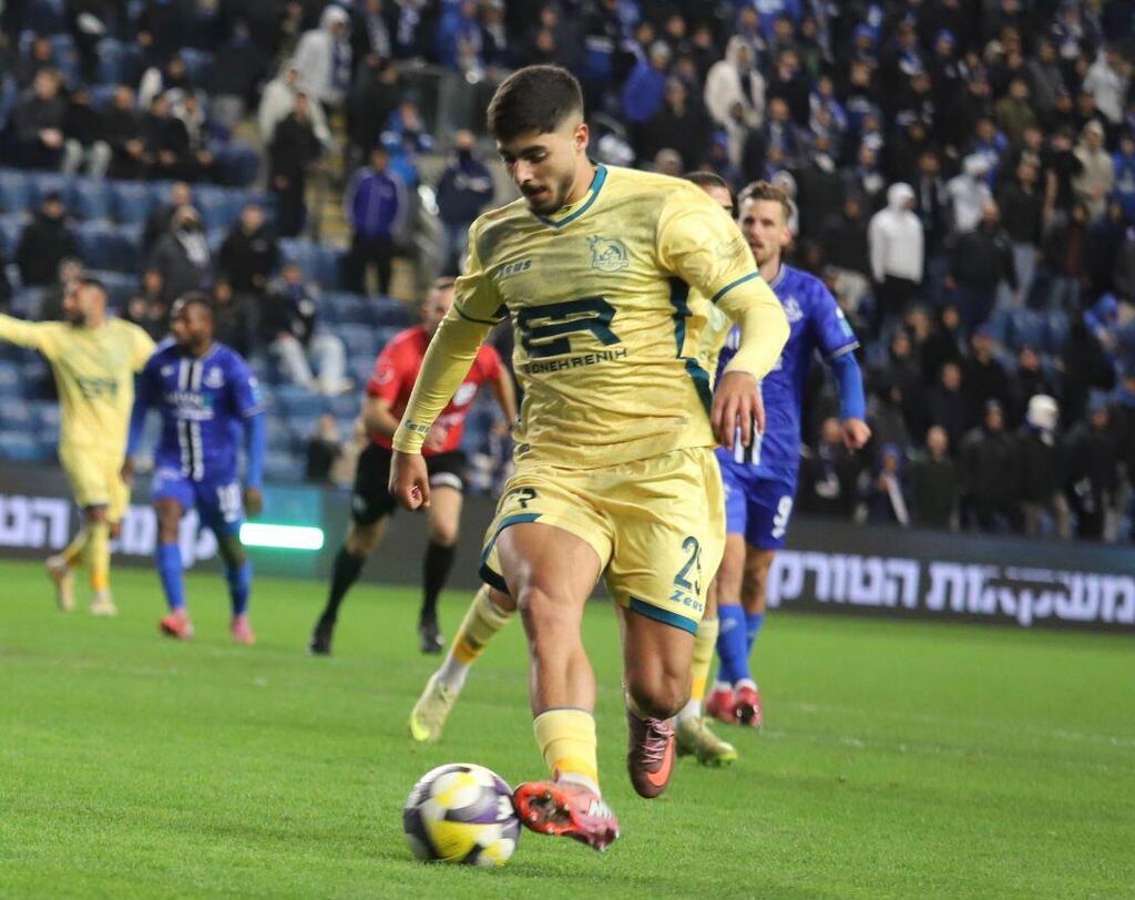 مكابي الرينة يشعل كأس الدولة بفوزه على بيتح تكفا 