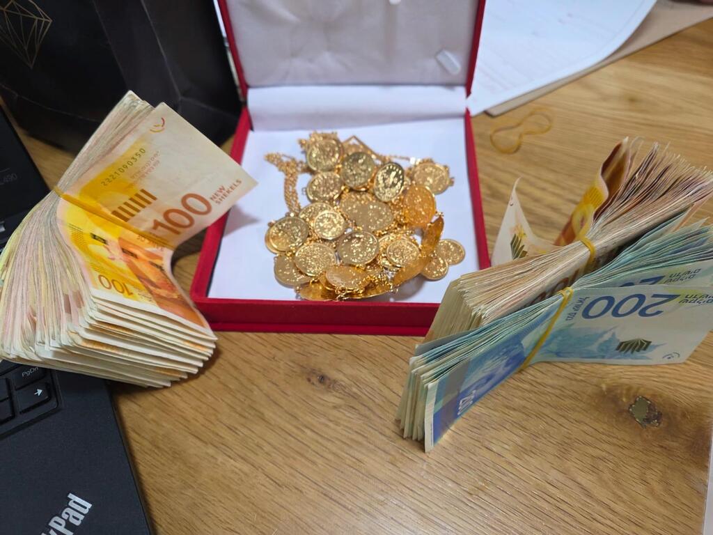 مداهمات واسعة ومصادرة ملايين الشواكل والمجوهرات