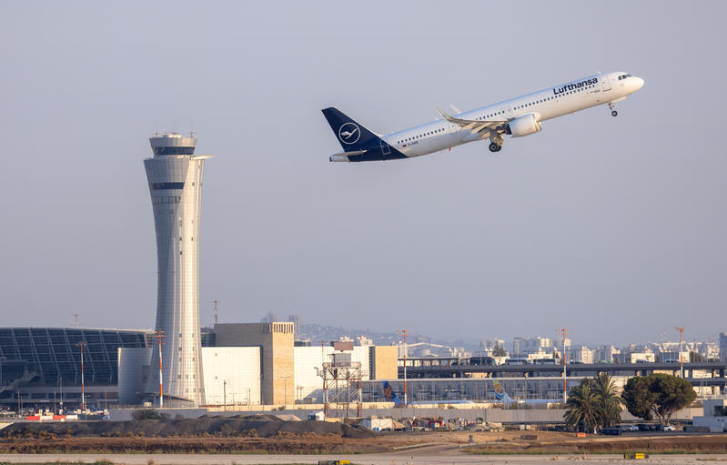 طائرة تابعة لمجموعة لوفتهانزا