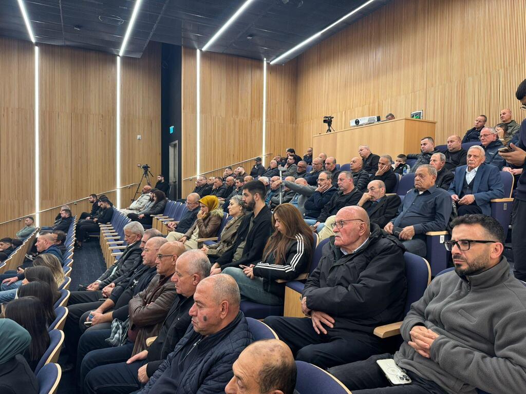 ندوة شعبية في سخنين حول التصدي للجريمة والعنف 