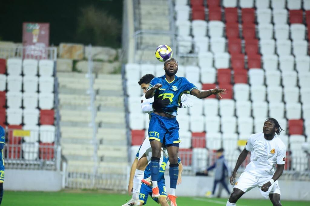 مكابي الرينة يتعادل سلبيًا أمام أشدود