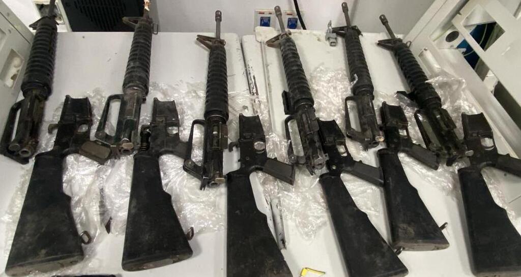 الجيش الإسرائيلي يعلن إحباط تهريب أسلحة عبر مسيرات من الحدود المصرية