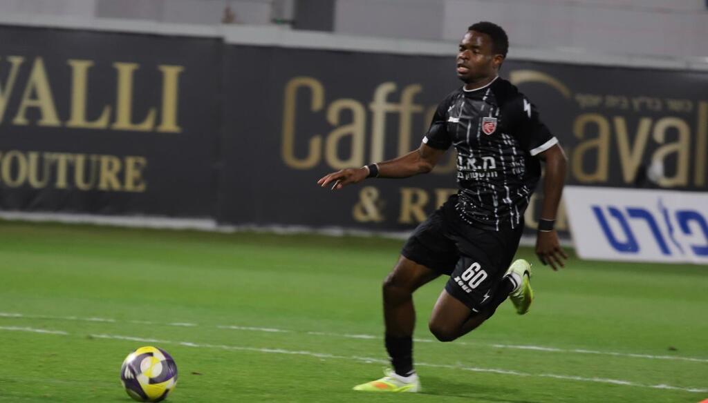 مباراة النادي الرياضي كفرقاسم أمام مكابي بيتح تكفا