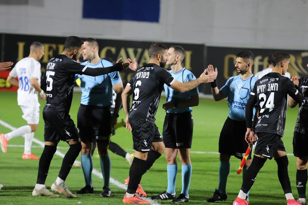 مباراة النادي الرياضي كفرقاسم أمام مكابي بيتح تكفا