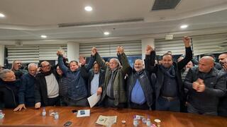 تواقيع رؤساء الأحزاب الأربعة - مع تشكيل قائمة مشتركة