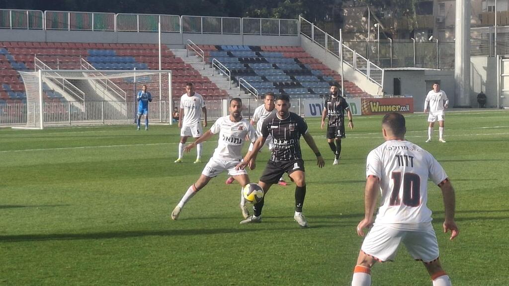 بني يهودا يفوز على كفرقاسم 1-0 ويوقف سلسلة الانتصارات (راديو الناس) بني يهودا يفوز على كفرقاسم 1-0 ويوقف سلسلة الانتصارات