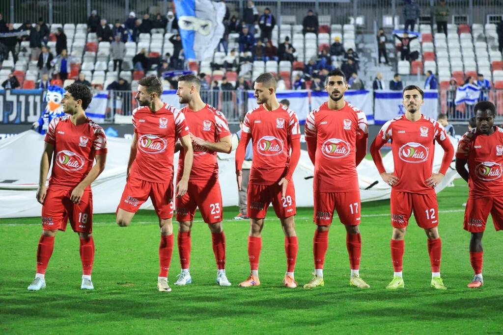 هدف في الوقت القاتل يُسقِط أبناء سخنين: عيروني طبريا يخطف التعادل في الدقيقة 92 ضمن منافسات العليا