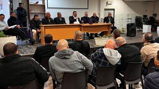 اجتماع شعبي حاشد في كفرمندا: قرار بالتصدي للإجرام والمجرمين