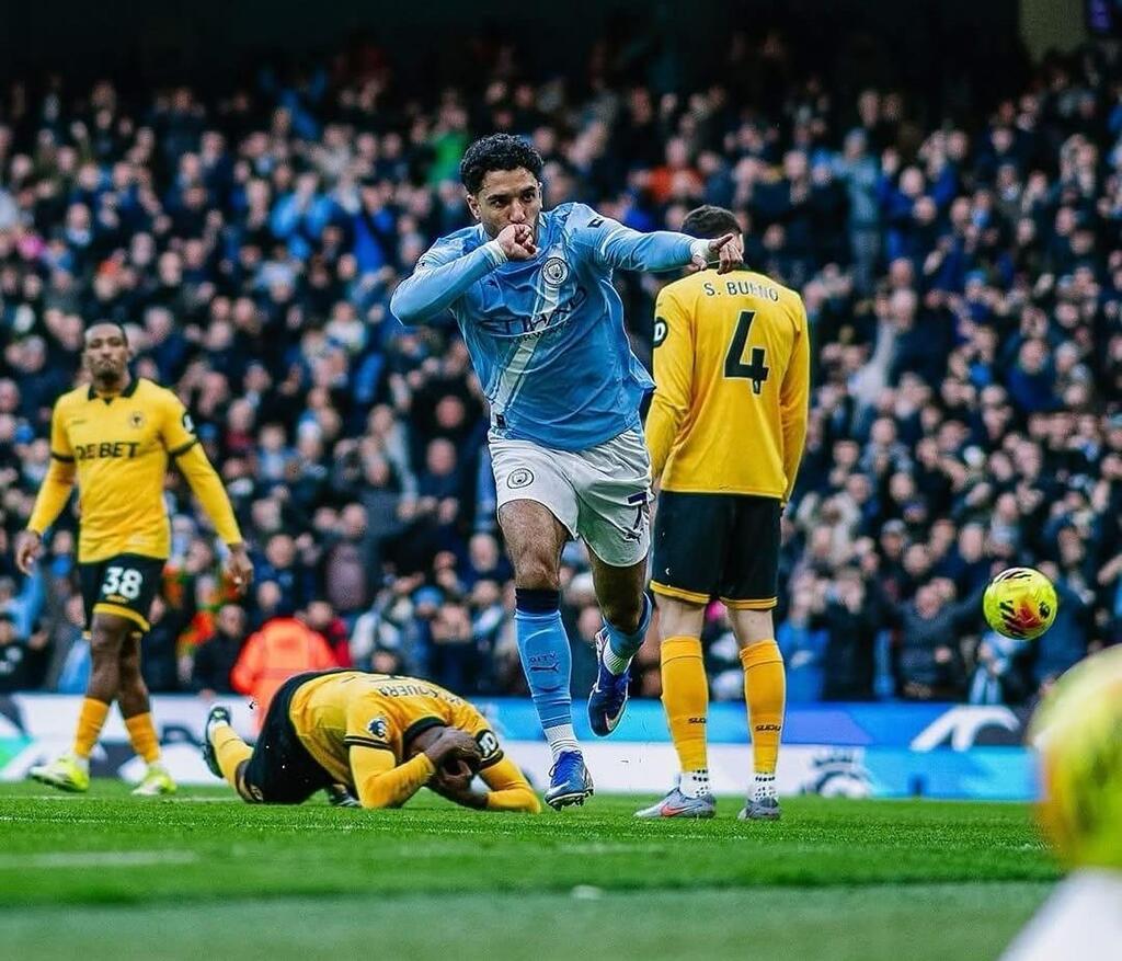 مرموش يكتب المجد من "الاتحاد" :هدف تاريخي يهز وولفرهامبتون