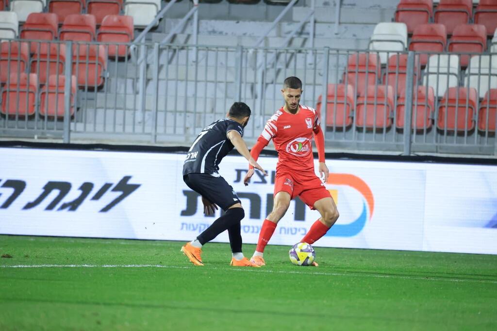 هدف في الوقت القاتل يُسقِط أبناء سخنين: عيروني طبريا يخطف التعادل في الدقيقة 92 ضمن منافسات العليا