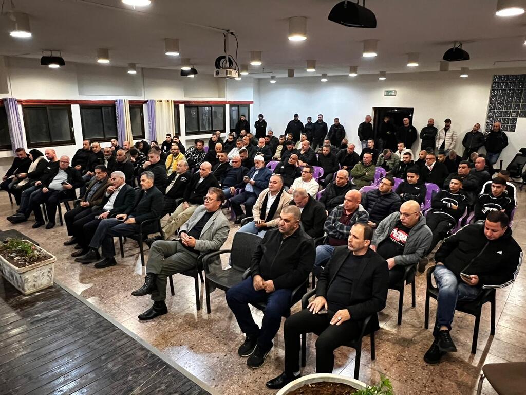  اجتماع شعبي في كفر مندا ضد تفشي الجريمة