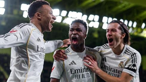 ريال مدريد يضرب فياريال خارج الديار 2-0 بثنائية مبابي ويعتلي صدارة الدوري الإسباني مؤقتًا 